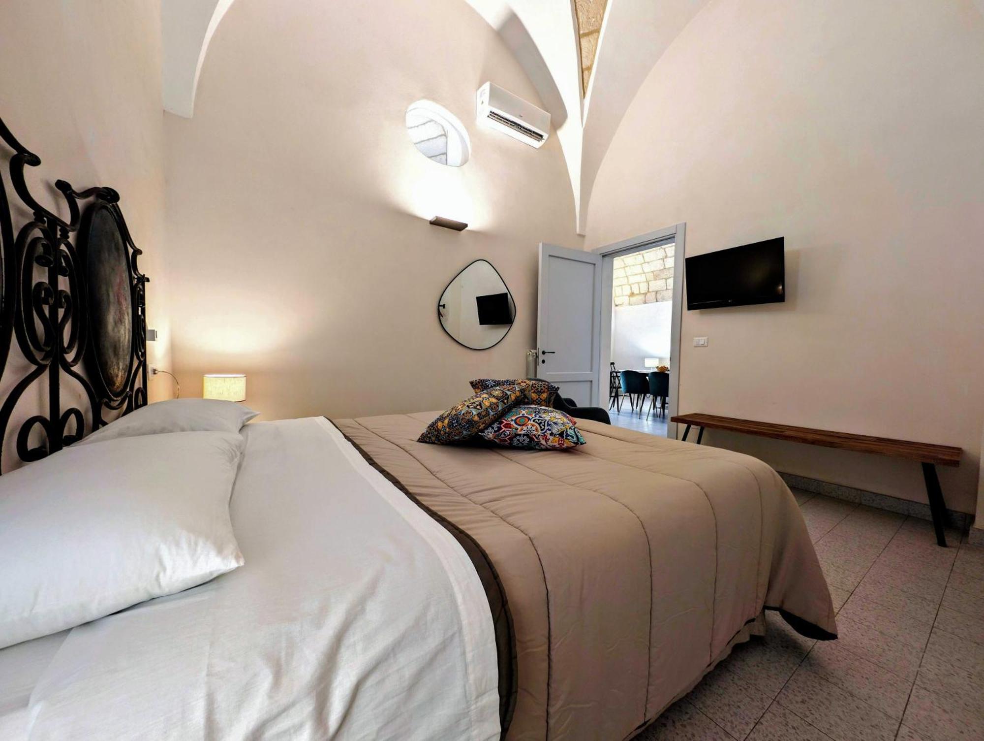 Oikia Vacanze Giuggianello Le Bey Экстерьер фото