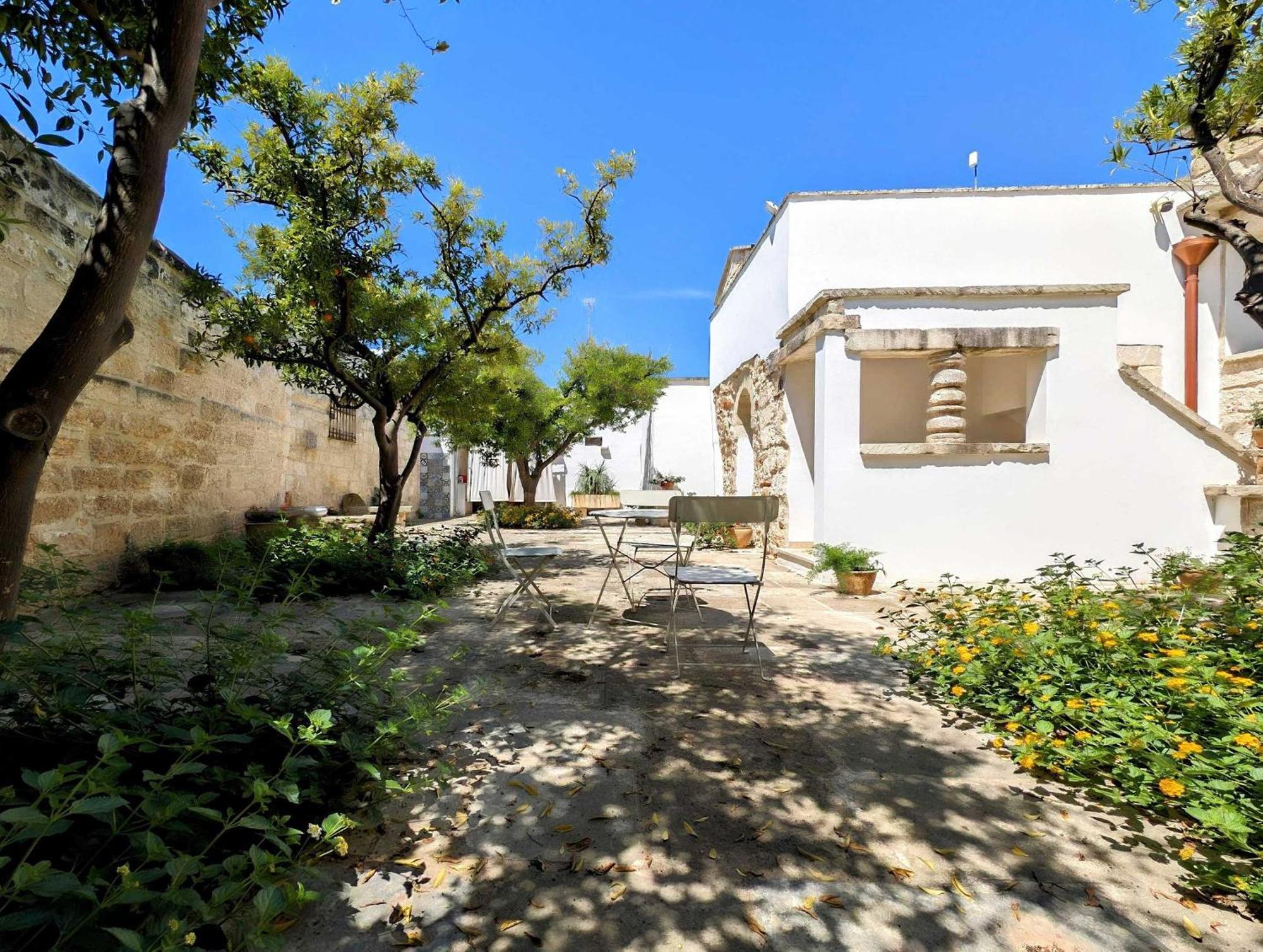 Oikia Vacanze Giuggianello Le Bey Экстерьер фото