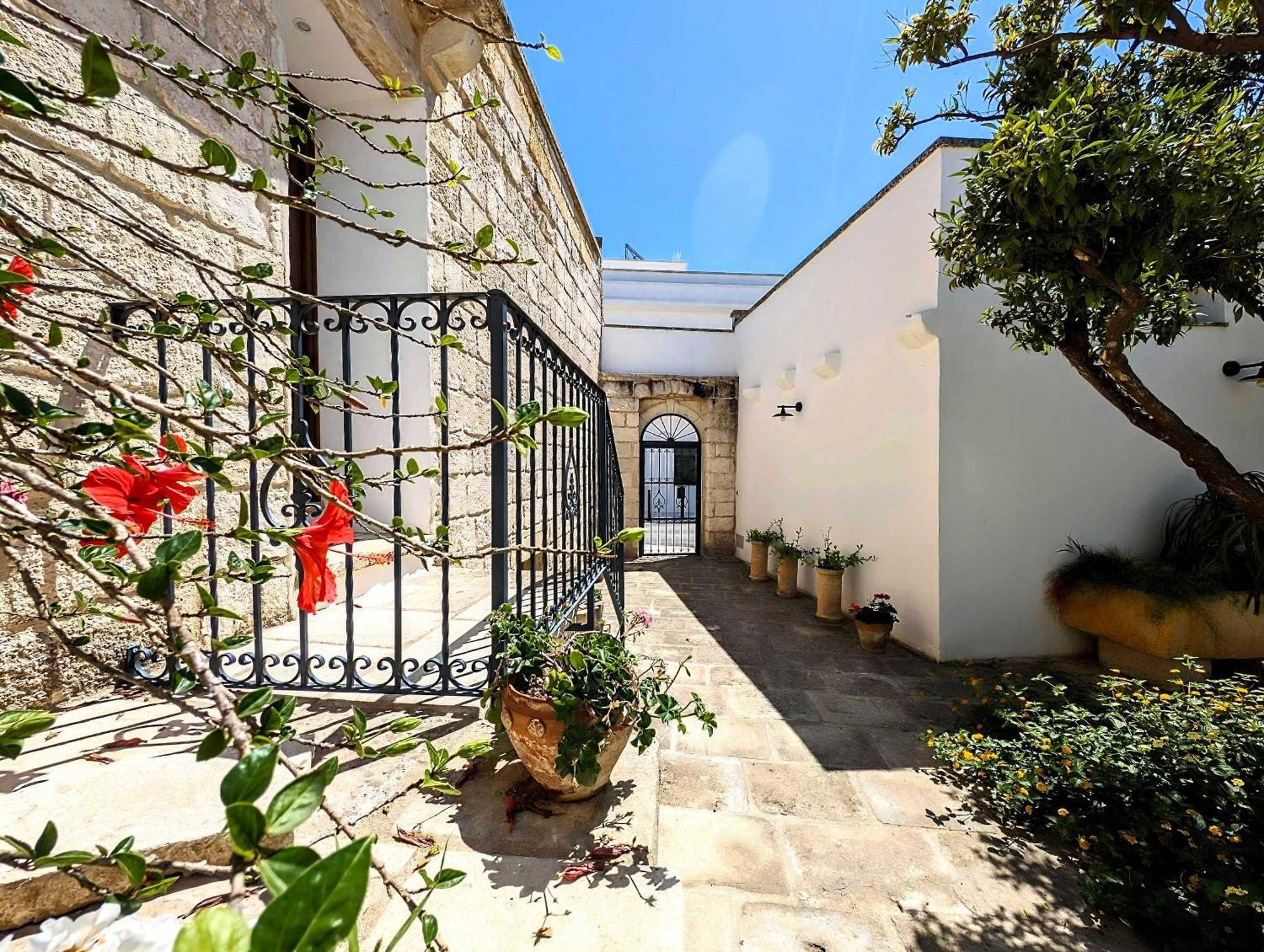 Oikia Vacanze Giuggianello Le Bey Экстерьер фото